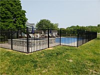 <b>3 Rail Flat Top Ascot Style Black Aluminum Pool Code Fence</b>